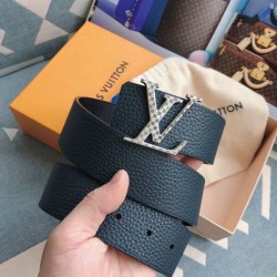 Dupe Cintura reversibile Damier Louis Vuitton 40MM argento M0336V imitazioni perfette Replica Cintura reversibile Damier Louis Vuitton 40MM argento M0336V Griffate