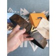 Spray LV 40mm Cintura reversibile Monogram M0332Q