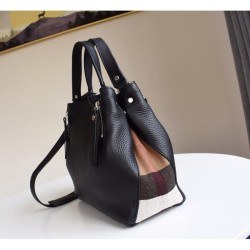 Replica 1:1 Borsa a mano Burberry Nera Outlet Borsa a mano Burberry Nera imitazioni perfette
