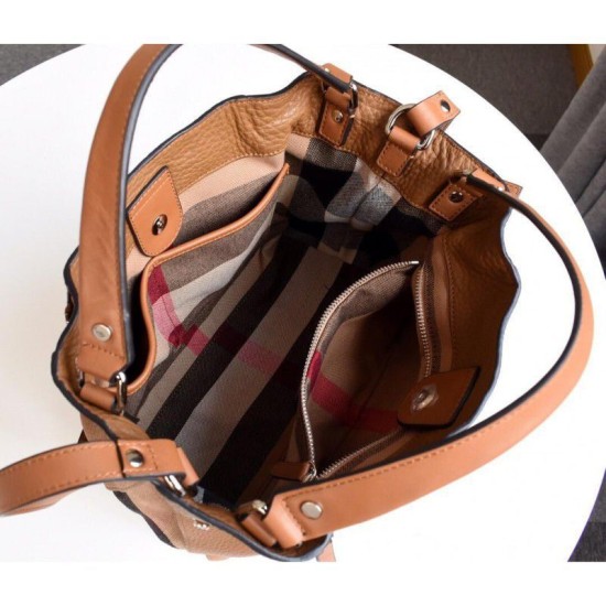 Borsa a mano Burberry Marrone imitazioni perfette