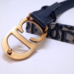 Qualità superiore replica Cintura Christian Dior Saddle Dior Oblique blu scuro Dupe Perfetta Cloni Firmate Qualità superiore replica Cintura Christian Dior Saddle Dior Oblique blu scuro imitazioni