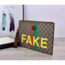 Pochette con stampa 'Fake / Not' 636171