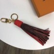 Fascino con borsa a nappa rossa M78616