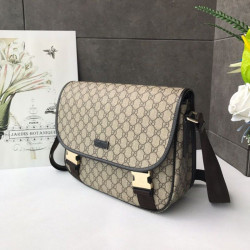 Bora Pari all'originale replica Gg Supreme Messenger 201732