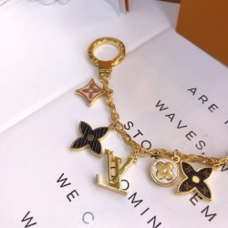 Spring Street Chain Bag Charm M68999 Dupe Perfetta Cloni Firmate Spring Street Chain Bag Charm M68999 imitazioni