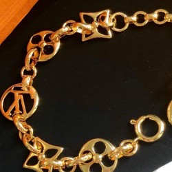 Dupe Crazy In Lock Bracciale M69583 Dorato imitazioni perfette Replica Crazy In Lock Bracciale M69583 Dorato Griffate