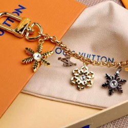 Dupe Alta gamma replica Louis Vuitton Snowflakes Charm per borsa a catena dorata imitazioni perfette Replica Alta gamma replica Louis Vuitton Snowflakes Charm per borsa a catena dorata Griffate