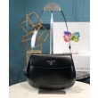 Borsa a tracolla Prada Cleo in pelle spazzolata con patta 1BD311
