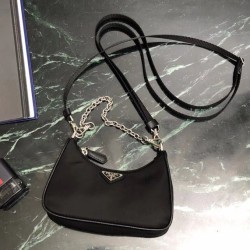 Dupe Mini borsa a tracolla Prada Re-Edition in nylon 1TT122 imitazioni perfette Replica Mini borsa a tracolla Prada Re-Edition in nylon 1TT122 Griffate