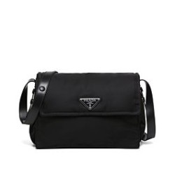 Replica Borsa a tracolla Prada Medium in nylon imbottito 1BD255 Nera Griffate