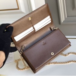 Qualità superiore replica Portafoglio Gucci Horsebit 1955 con catena 621892 Caffè Qualità superiore replica Portafoglio Gucci Horsebit 1955 con catena 621892 Caffè