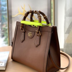 Gucci Borsa tote piccola Diana 660195 Marrone Gucci Borsa tote piccola Diana 660195 Marrone