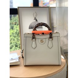 Gucci Borsa tote Diana piccola 660195 Beige