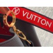Borse Firmate Replica LV Capucines MM In Pelle Nera M59020