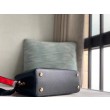 Borse Firmate Replica LV Capucines MM In Pelle Nera M59020