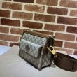 Imitazione Borsa Gucci Messenger con Interlocking G 674164 Marrone