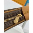 LV Loop Bag M81098