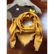 Pari all'originale replica Monogram Giallo Scialle M75084