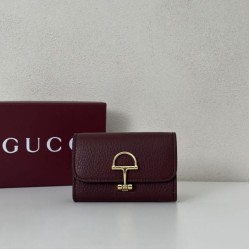 Replica qualità specchio Pari all'originale replica di alta qualit&agrave; Porta carte Gucci Softbit 828148 Rosso vino