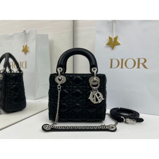 Borsa Dior Mini Lady Dior Arco con ciondoli D.I.O.R  neri hardware argento