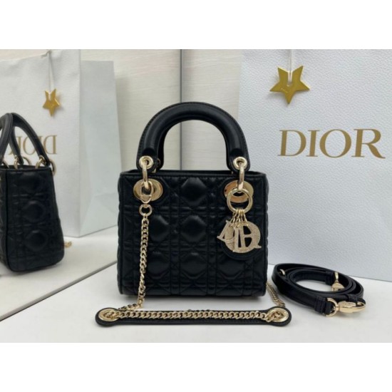 Borsa Dior Mini Lady Dior Arco con ciondoli D.I.O.R  neri hardware dorato