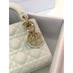 Borsa Replica 1:1 Mini Lady Dior con cuciture cannage bianco