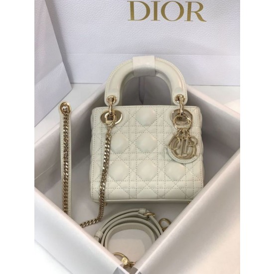 Borsa Replica 1:1 Mini Lady Dior con cuciture cannage bianco