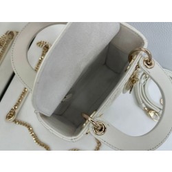 Borse Dior Mini Lady Dior Arco con ciondoli D.I.O.R  bianco hardware dorato
