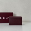 Pari all'originale replica di alta qualit&agrave; Porta carte Gucci Softbit 828148 Rosso vino