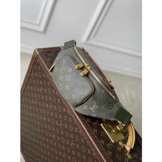 Qualità superiore replica a tracolla LV M26933 Rush Bumbag Uomo verde