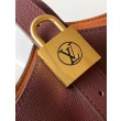 Borsa LV Low Key Hobo MM M24856 M15209