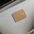 LV M26970 Pochette Voyage Souple pochette da uomo verde