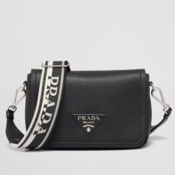 Bora Pari all'originale replica a tracolla piccola Prada Flap Granata Nera