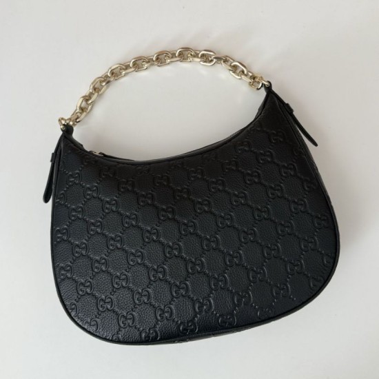 Qualità Specchio Replica Gucci 820453 Borsa a tracolla media GG Emblem Nero Riproduzione Fedele Gucci 820453 Borsa a tracolla media GG Emblem Nero imitazioni