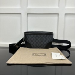 Riproduzione Fedele Gucci GG Emblem Marsupio medio 821162 Nero imitazioni