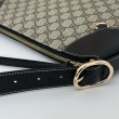 Borsa a tracolla media Gucci GG Emblem 815217 nero