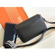 Bora Pari all'originale replica a tracolla piccola Prada Flap Granata Nera