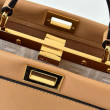 Borsa Fendi Mini Iconic Peekaboo Marrone chiaro