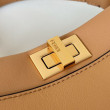 Borsa Fendi Mini Iconic Peekaboo Marrone chiaro