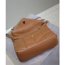 Borsa imbottita Toy YSL Saint Laurent in pelle di agnello Caffè