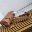 Borsa media Prada con lucchetto caramello Borsa media Prada con lucchetto caramello