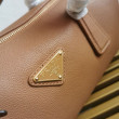 Borsa media Prada con lucchetto caramello Borsa media Prada con lucchetto caramello