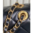 Dettagli perfetti Chanel Flap Bag AS5225 Nero