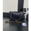 Dettagli perfetti Chanel Flap Bag AS5225 Nero