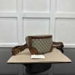 Dettagli perfetti Gucci GG Emblem Marsupio medio 821162 Marrone