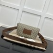 Dettagli perfetti Gucci GG Emblem Marsupio medio 821162 Marrone