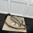 Dettagli perfetti Gucci GG Emblem Marsupio medio 821162 Marrone