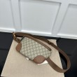 Dettagli perfetti Gucci GG Emblem Marsupio medio 821162 Marrone