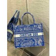 Dior Book Tote Bag Media Ricamo Toile de Jouy Reverse Blu