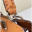 Fendi Peekaboo ISeeU Small Selleria Borsa con 556 impunture cucite a mano Marrone